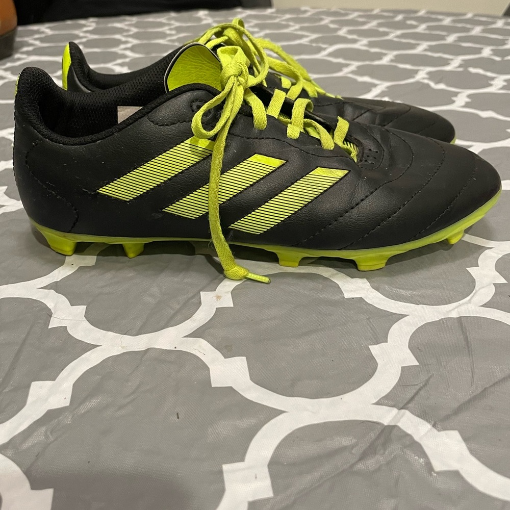 Boys Adidas Goletto Viii Firm Ground 5.5 Black And Lime Green Soccer Cleats